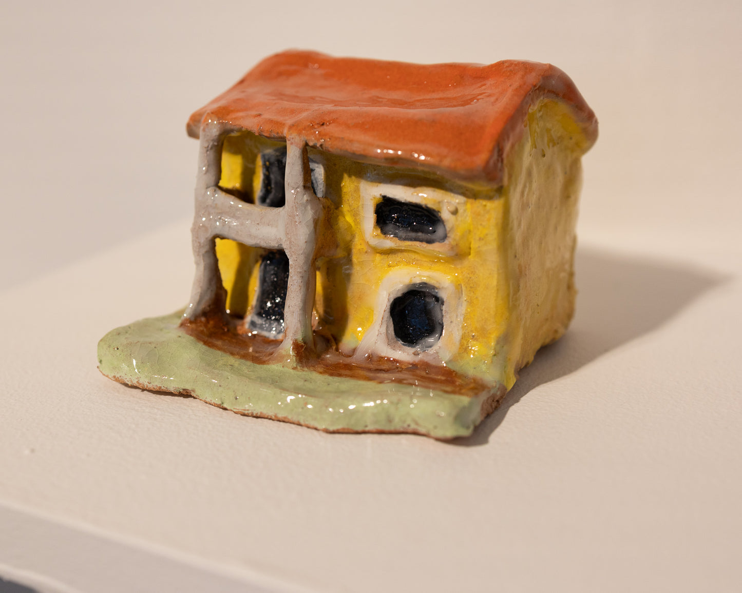 Lila Avenue, 2025, ceramic, 11 x 9cm