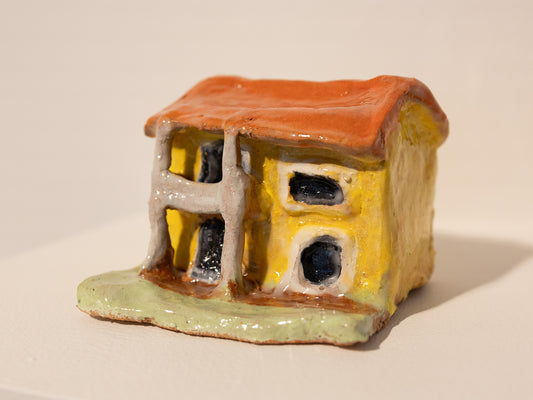 Lila Avenue, 2025, ceramic, 11 x 9cm